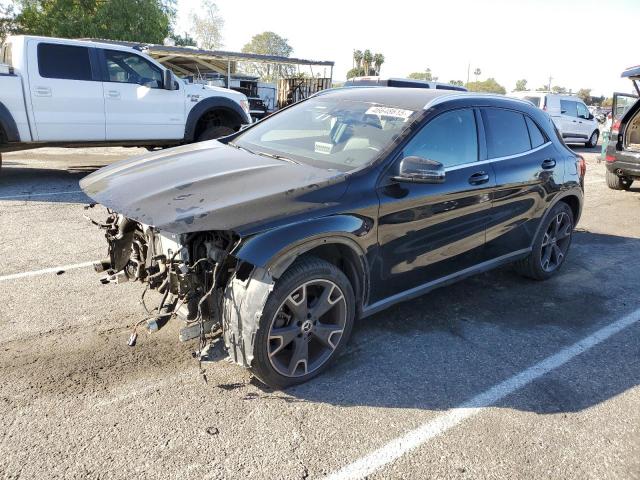  Salvage Mercedes-Benz GLA