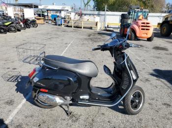  Salvage Vespa GTS 300