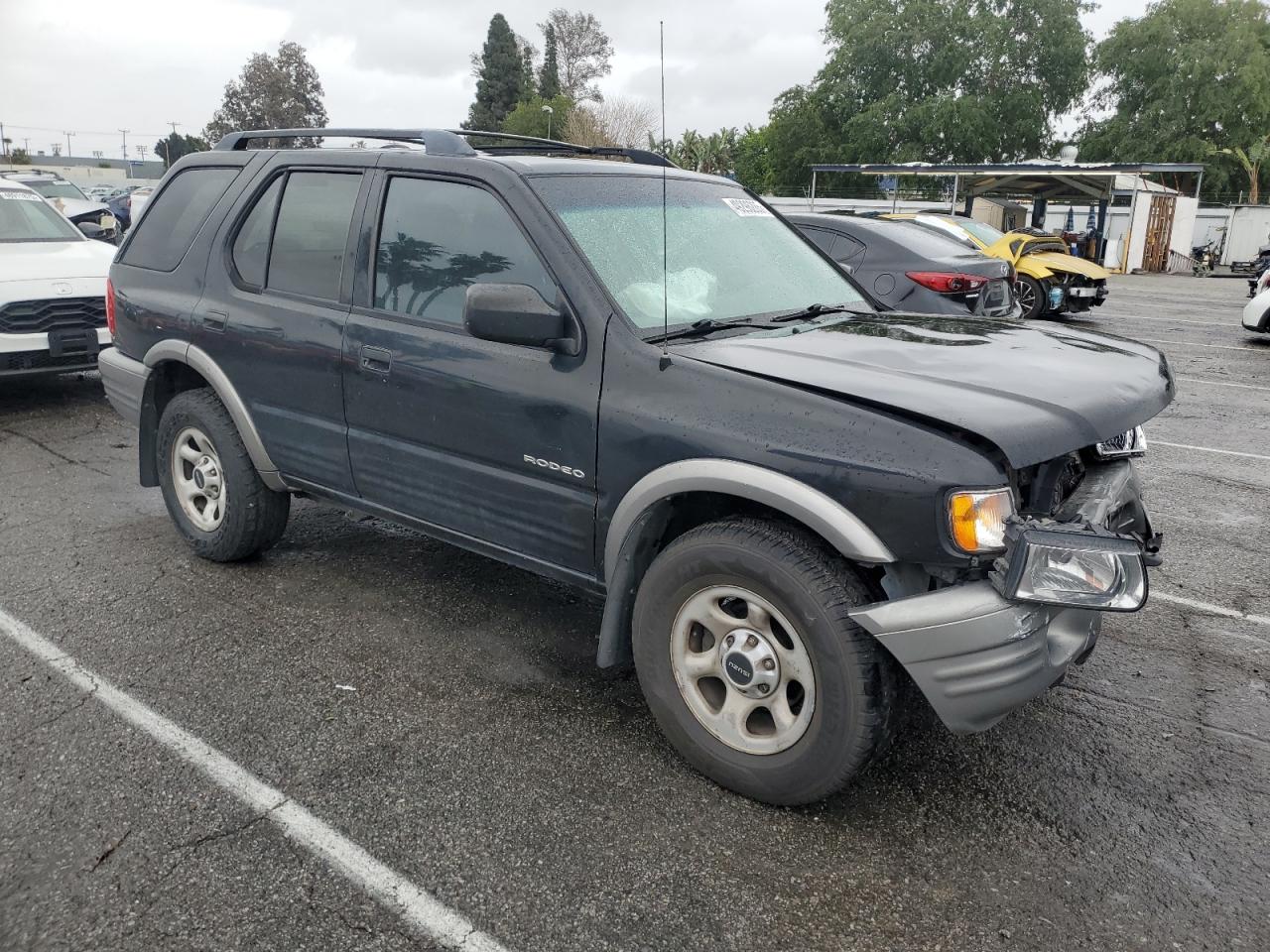 Isuzu Rodeo S Image 4