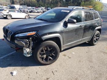  Salvage Jeep Cherokee