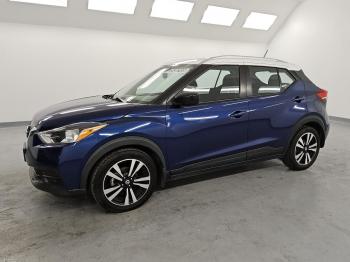  Salvage Nissan Kicks