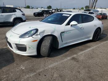  Salvage Porsche Panamera