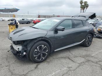  Salvage Kia EV6