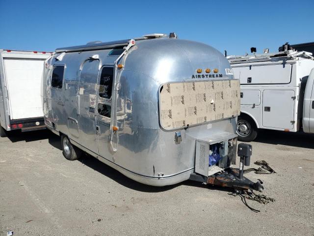  Salvage Airstream Globetrott