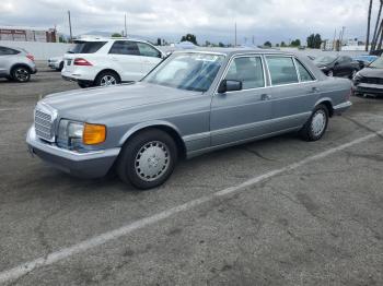 Salvage Mercedes-Benz 560-Class