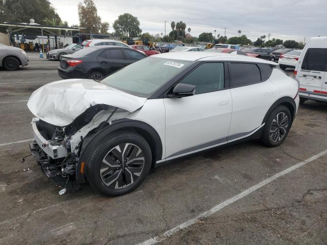  Salvage Kia EV6