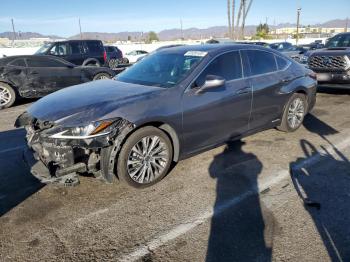  Salvage Lexus Es