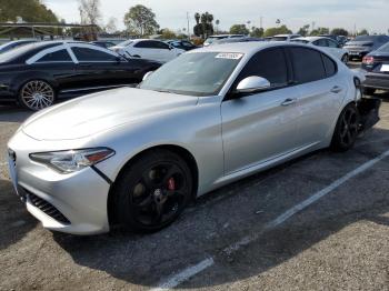  Salvage Alfa Romeo Giulia