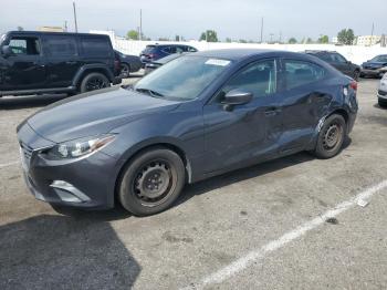  Salvage Mazda 3