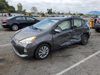  Salvage Toyota Prius