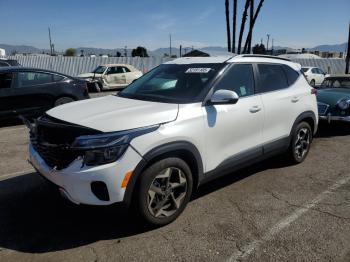  Salvage Kia Seltos