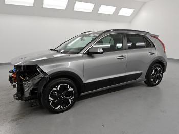  Salvage Kia Niro