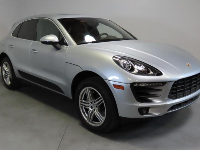  Salvage Porsche Macan