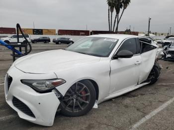  Salvage Alfa Romeo Giulia