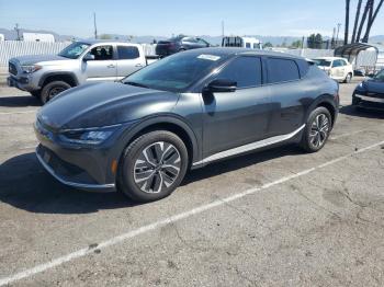  Salvage Kia EV6