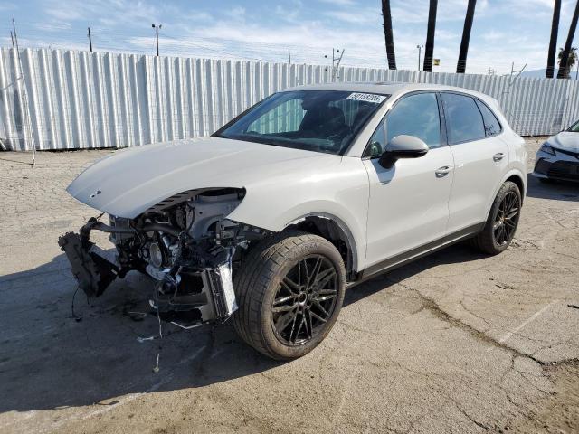  Salvage Porsche Cayenne