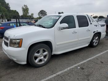  Salvage Chevrolet Avalanche