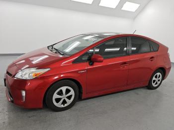  Salvage Toyota Prius