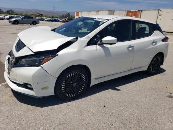  Salvage Nissan LEAF