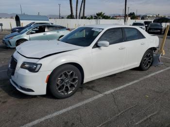  Salvage Chrysler 300