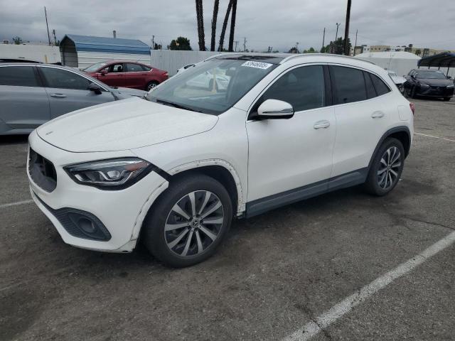  Salvage Mercedes-Benz GLA