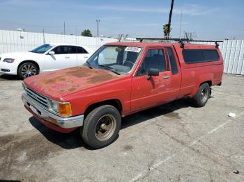  Salvage Toyota Pickup