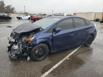  Salvage Toyota Prius