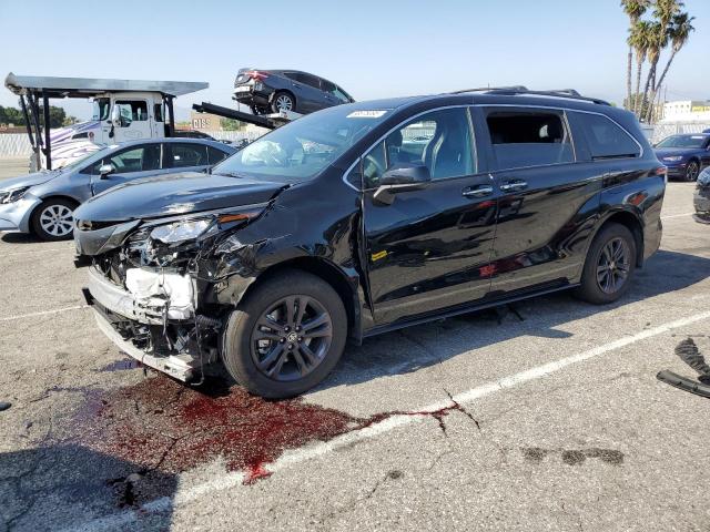  Salvage Toyota Sienna