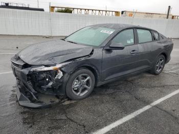  Salvage Kia K4 Lx