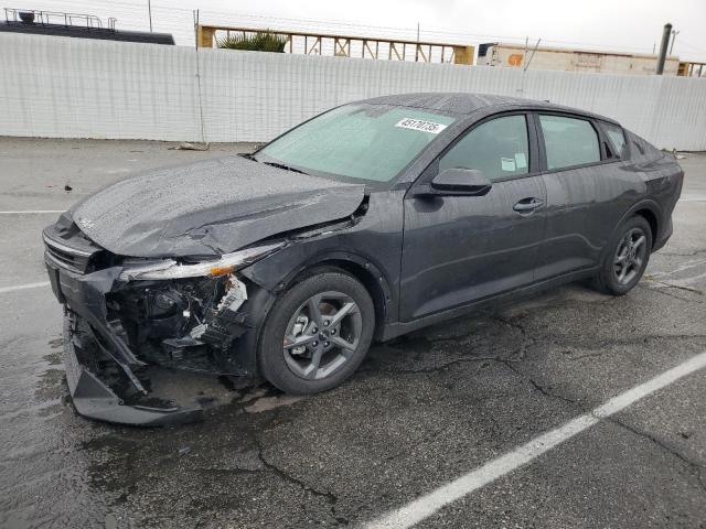  Salvage Kia K4 Lx