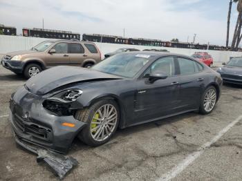  Salvage Porsche Panamera