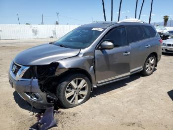  Salvage Nissan Pathfinder