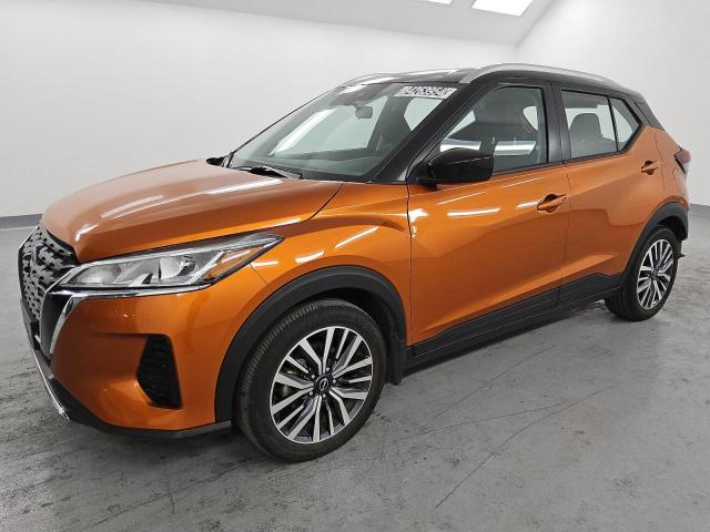  Salvage Nissan Kicks