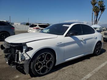  Salvage Alfa Romeo Giulia