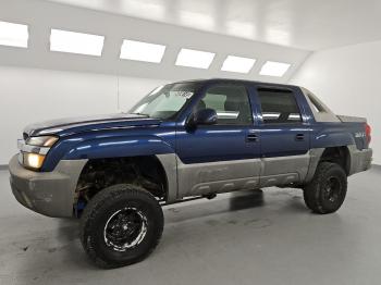  Salvage Chevrolet Avalanche