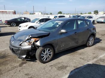  Salvage Mazda 3