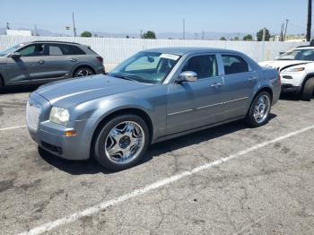  Salvage Chrysler 300