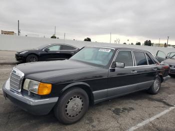  Salvage Mercedes-Benz 560-Class