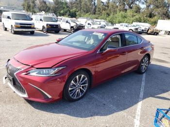  Salvage Lexus Es