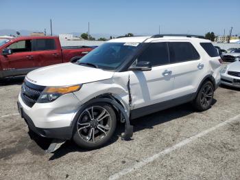  Salvage Ford Explorer