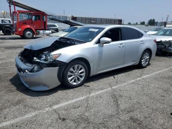  Salvage Lexus Es