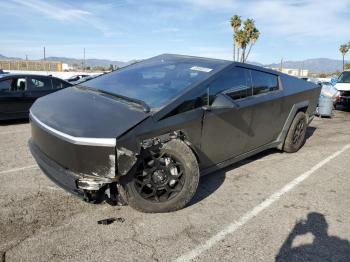  Salvage Tesla Cybertruck