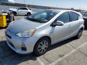  Salvage Toyota Prius