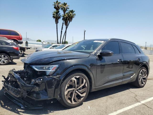  Salvage Audi Q8