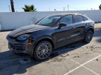  Salvage Porsche Cayenne