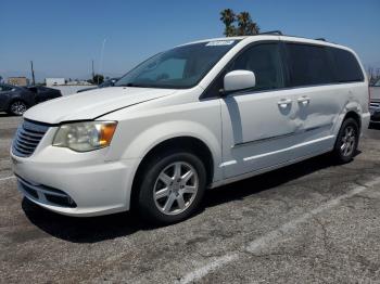  Salvage Chrysler Minivan
