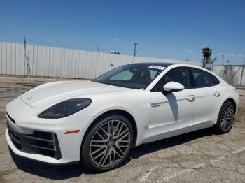  Salvage Porsche Panamera