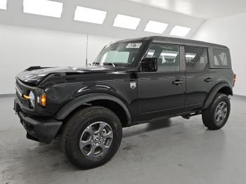  Salvage Ford Bronco