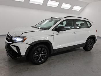  Salvage Volkswagen Taos