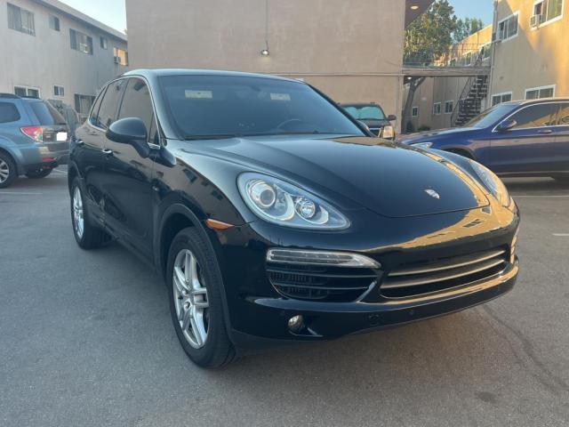  Salvage Porsche Cayenne